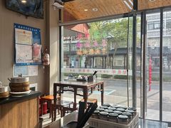 -聚笼鲜美食(凤凰街店)