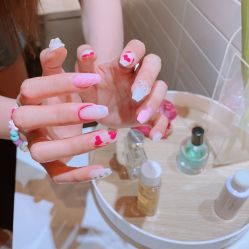 -Pink You美甲洗眉纹绣定制中心