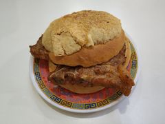 猪扒菠萝包-華歡冰室-WahFoon(吉大店)