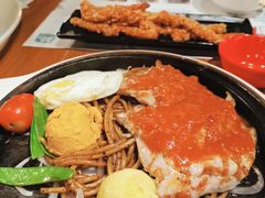 -绿茵阁西餐厅(中央广场店)