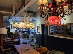 -拖板鞋咖啡旅行酒店(春熙路地铁站店)
