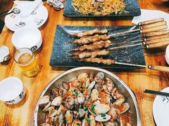 -老东镇啤酒屋海鲜加工·蒸汽海鲜·海鲜烧烤(台东店)