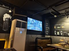 -麦凯伦烧烤·精酿超级工厂店(金桥总店)