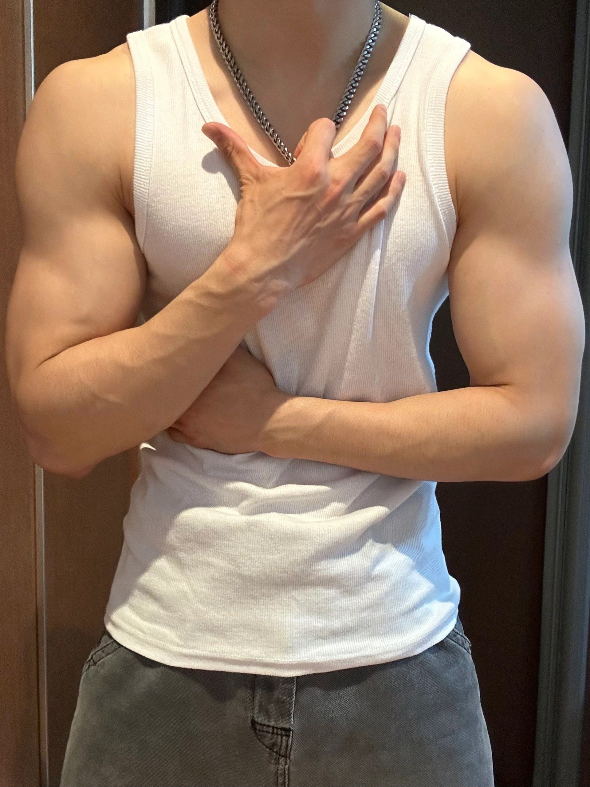 创作者赏金计划#腹肌养成记 #好身材练起来 #健身健身 #最热门健身房
