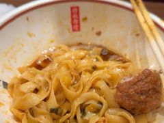 -顺溜·手工刀削面·黑金店(铜锣湾店)