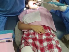 -瑞尔齿科(颐堤港诊所)