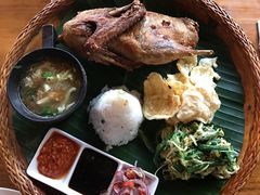 -Pundi Pundi Restaurant