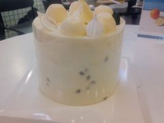-山与蓝·轻糖鲜果蛋糕(勒泰店)