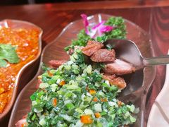 大理风味葱椒鸡-花马天堂云南餐厅 Lost Heaven(高邮路店)