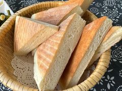 -八两八金·莱芜特色炒鸡(市南漳浦路店)