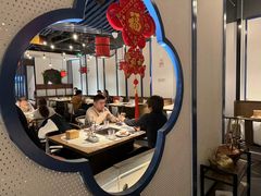 -尚尚仙·酸汤猪手·猪肚鸡火锅(华联万柳购物中心店)