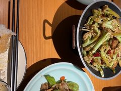 小炒黄牛肉-湘与香缘·湖南菜(王府井北京市百货大楼店)