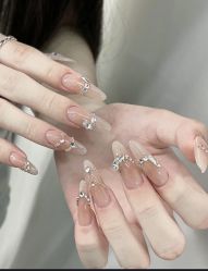 -IDO美甲美睫