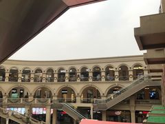 -王府井奥莱临潼小镇(临潼店)