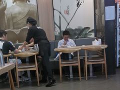 -裕记烧腊连锁餐饮(国商分店)
