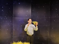 -厦门帷幕开啦红地毯蜡像艺术馆