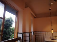 -岗上渣渣老火锅(两路口店)