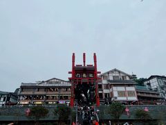 -磁器口古镇