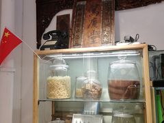 面包甜点陈列柜-甜心闲生传统手工冰粉(奎星楼店)