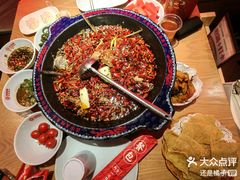 -何师傅美蛙鱼头(汉街店)
