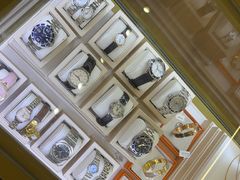 -海星奢选二手奢侈品手表包包鉴定回收寄卖(墨玉南路店)