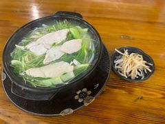 -丽虹云南过桥米线(兴工街店)