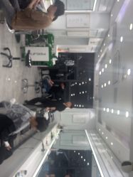 -镁连社·美联社