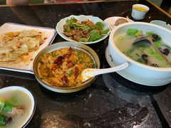 -飞虎过桥米线(翠湖店)