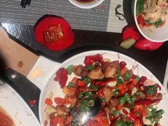 -江上荟·创意中国菜(绿地缤纷城店)