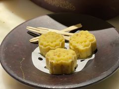 桂花绿豆糕-吴越荣记苏州菜·松鼠桂鱼 100% 活鱼现做(月光码头店)