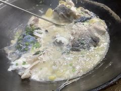 招牌柴火灶台鱼头-好灶头妈妈菜·千岛湖土菜地标美食