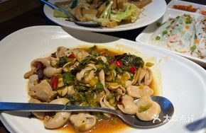 Stewed Intestines with Sour Cabbage