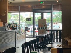-星巴克(深圳龙华人民北店)