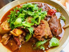 -谢老五跷脚牛肉·非遗传承店