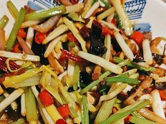 -小菜园新徽菜(镇江丹阳吾悦店)