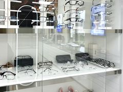 -潘多拉眼镜·蔡司依视路明月(潘家园店)