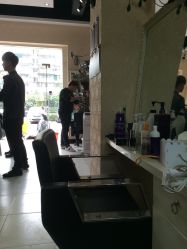 -HANYI韩艺形象店