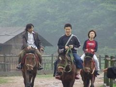 骑马-石燕湖生态旅游景区