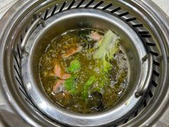 -龍歌自助小火锅(市南金茂湾店)