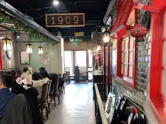 -东口码头·烧鸽子·鱼头泡饼·地方菜(金鹰悦城店)