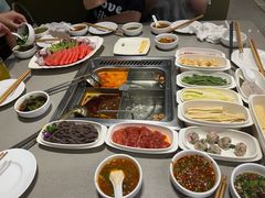 -海底捞火锅鲜切牛肉主题店(长寿路店)