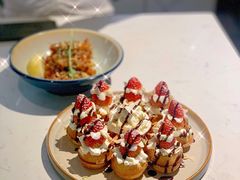 草莓忌廉华夫饼-BE BRIGHT KITCHEN(正佳广场店)