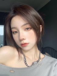 -丝语萱形象
