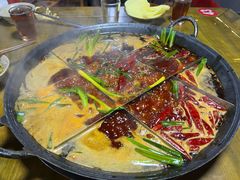 -正南齊北重庆老火锅(光华村直营店)