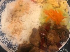 -蜗牛小馆醉乡民谣云南菜(惠新西里店)