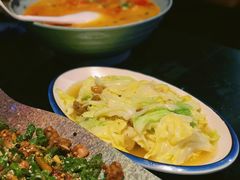 手撕莲白-醉小酒馆·川菜·江湖菜·重庆菜(观音桥旗舰店)