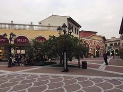 -佛罗伦萨小镇广佛名品奥特莱斯(疏港路店)