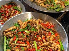 -费大厨辣椒炒肉(黄兴中心广场店)