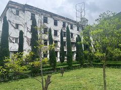 -四川汶川特大地震漩口中学遗址