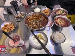 -蓉三少冒烤鸭·四川小吃集(北京首店)